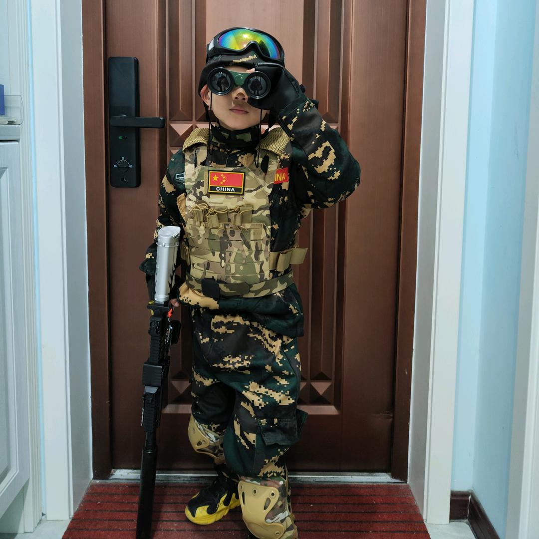 小兵三多