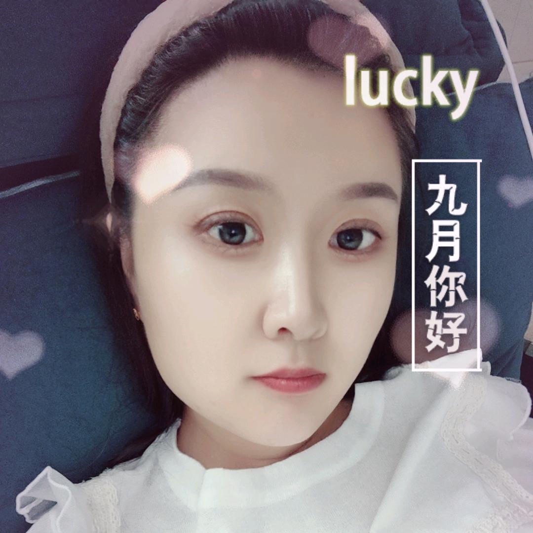 掂起脚尖，靠近阳光