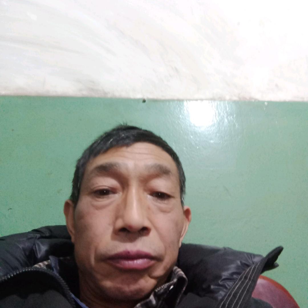 徐龙月