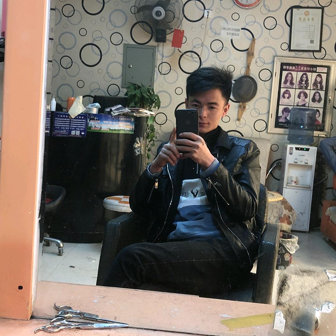 辉煌门窗大量批发