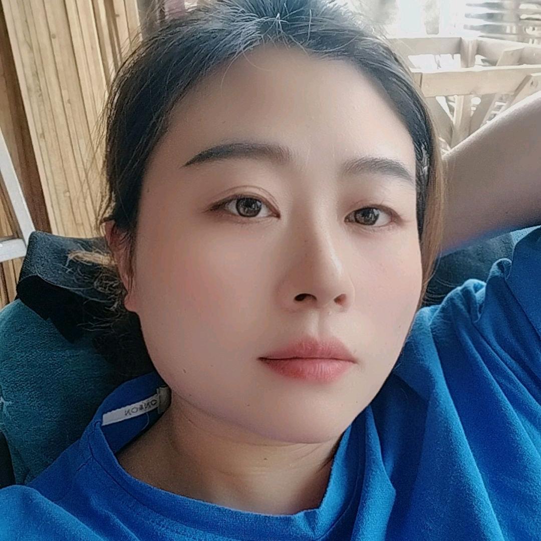 《凉水口小丽窗帘家纺》室内外装修