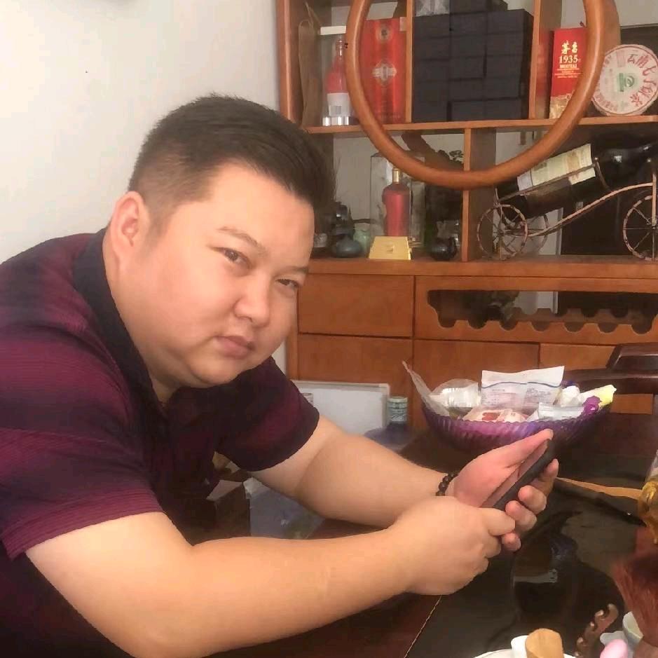 潘炎华