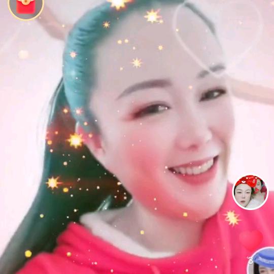 格格吉祥上午10点开播
