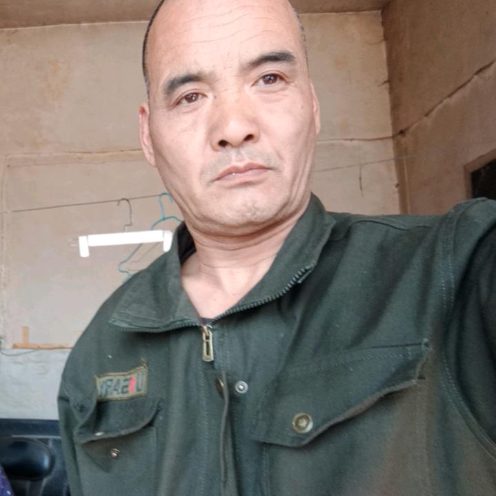 阳光，王俊明