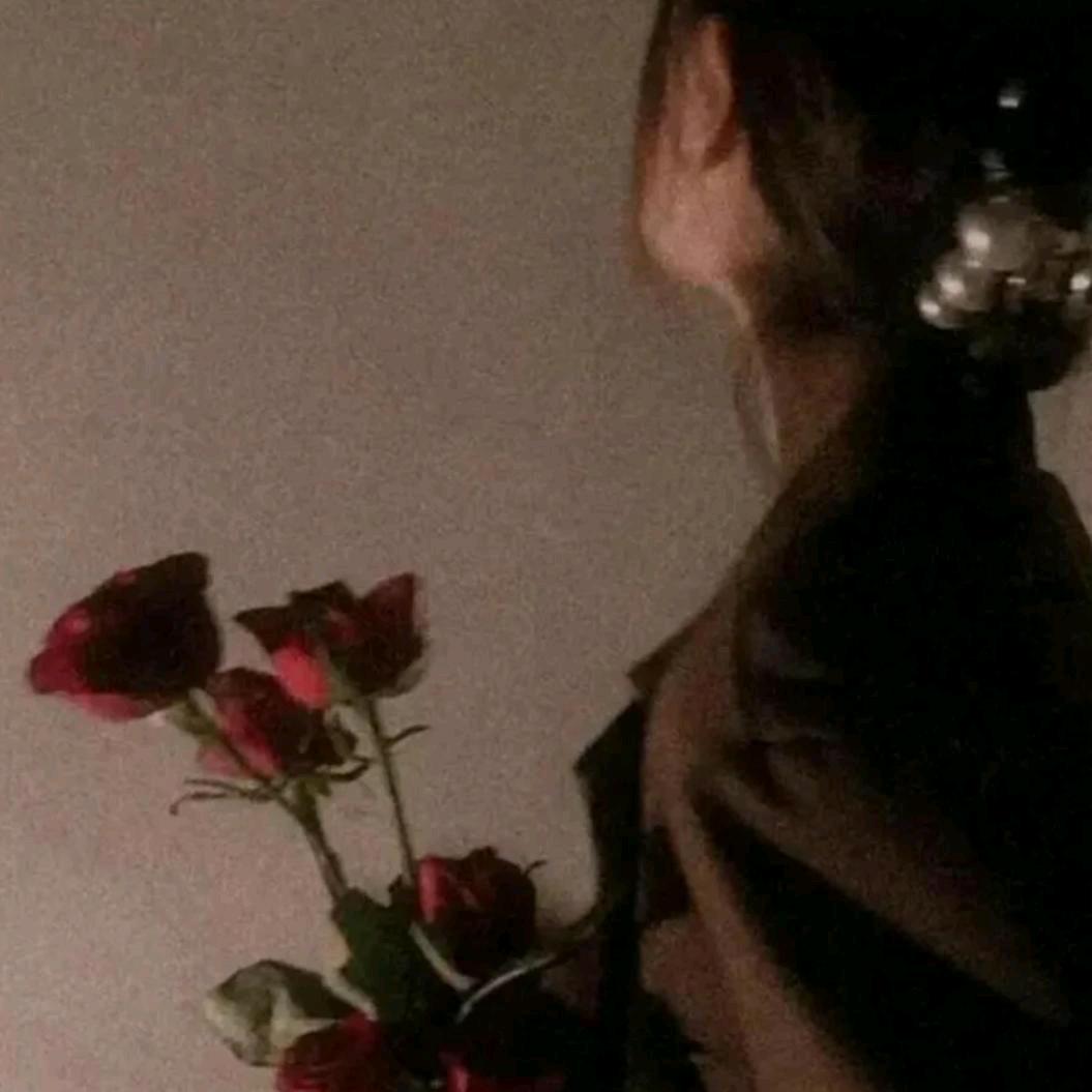 锁骨处的草莓🍓