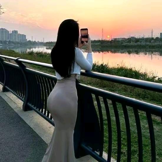 柳如烟.