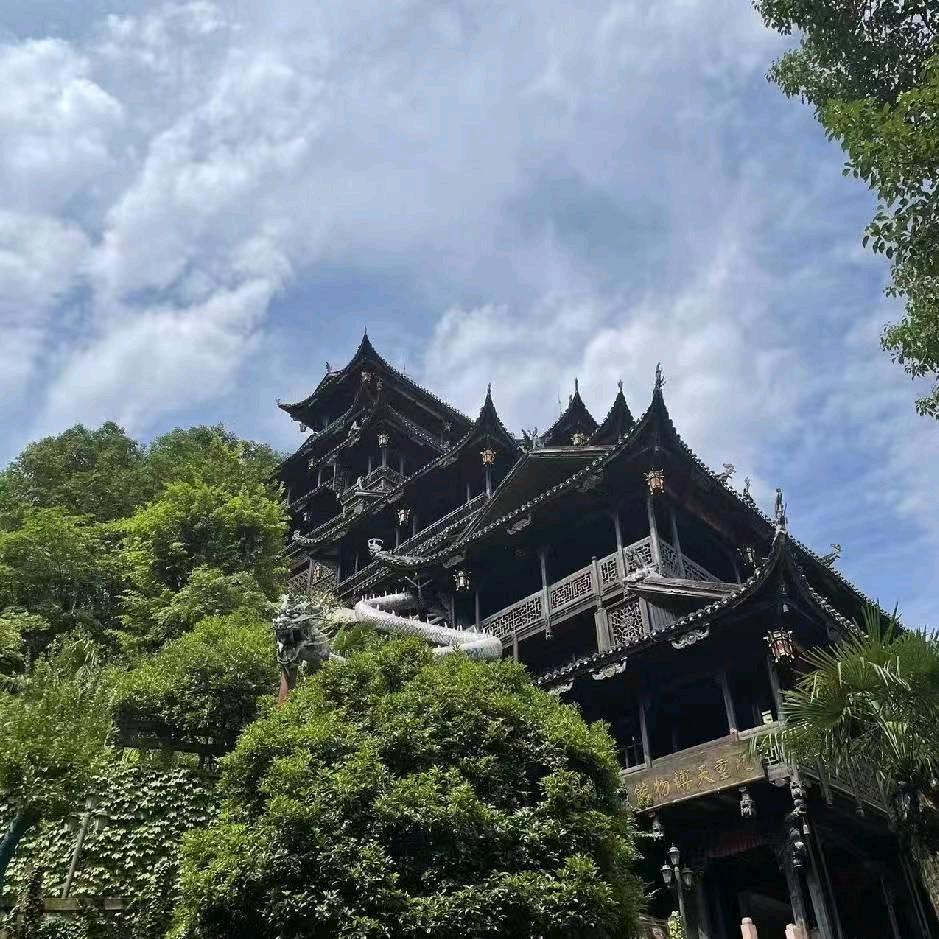 长沙客聚房地产经纪有限责任公司