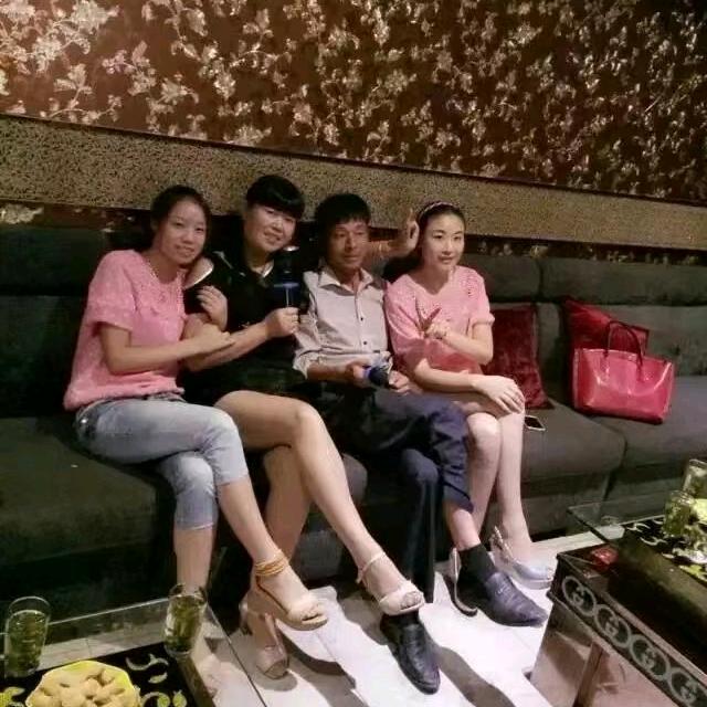 卖羊肉的大脸盘女人