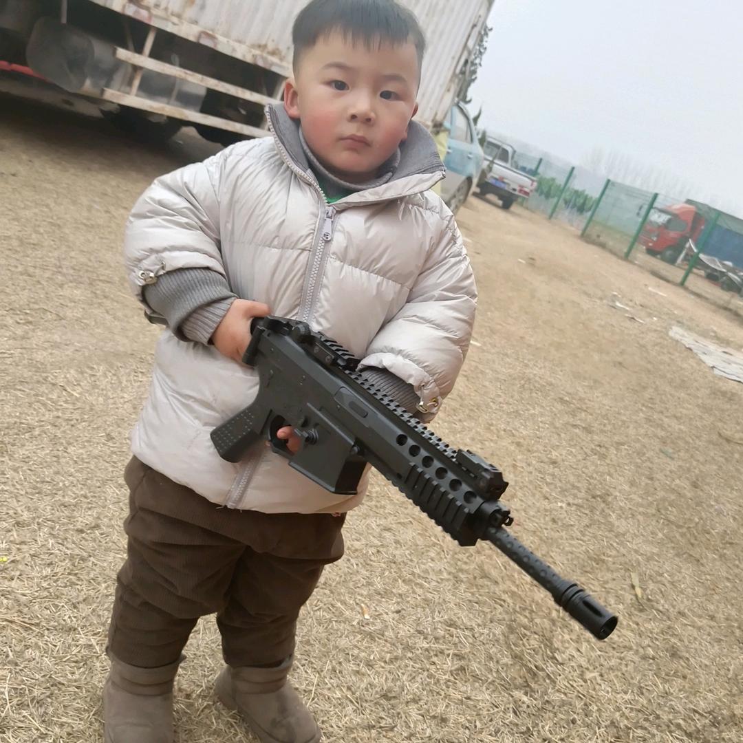 专业彩钢瓦，树脂瓦，别墅造型琉璃瓦安装