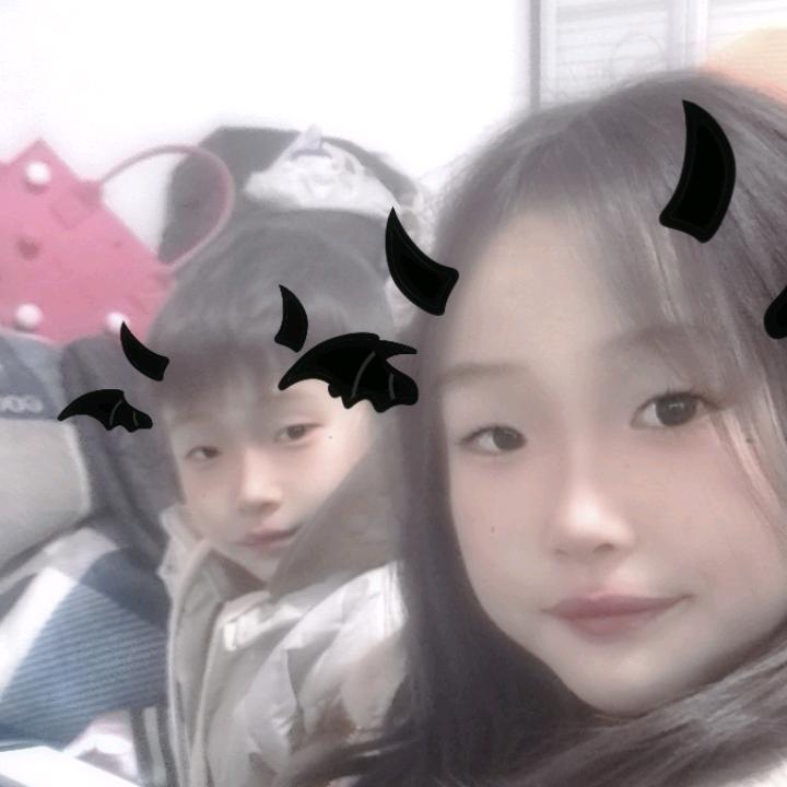 欣欣子Zz