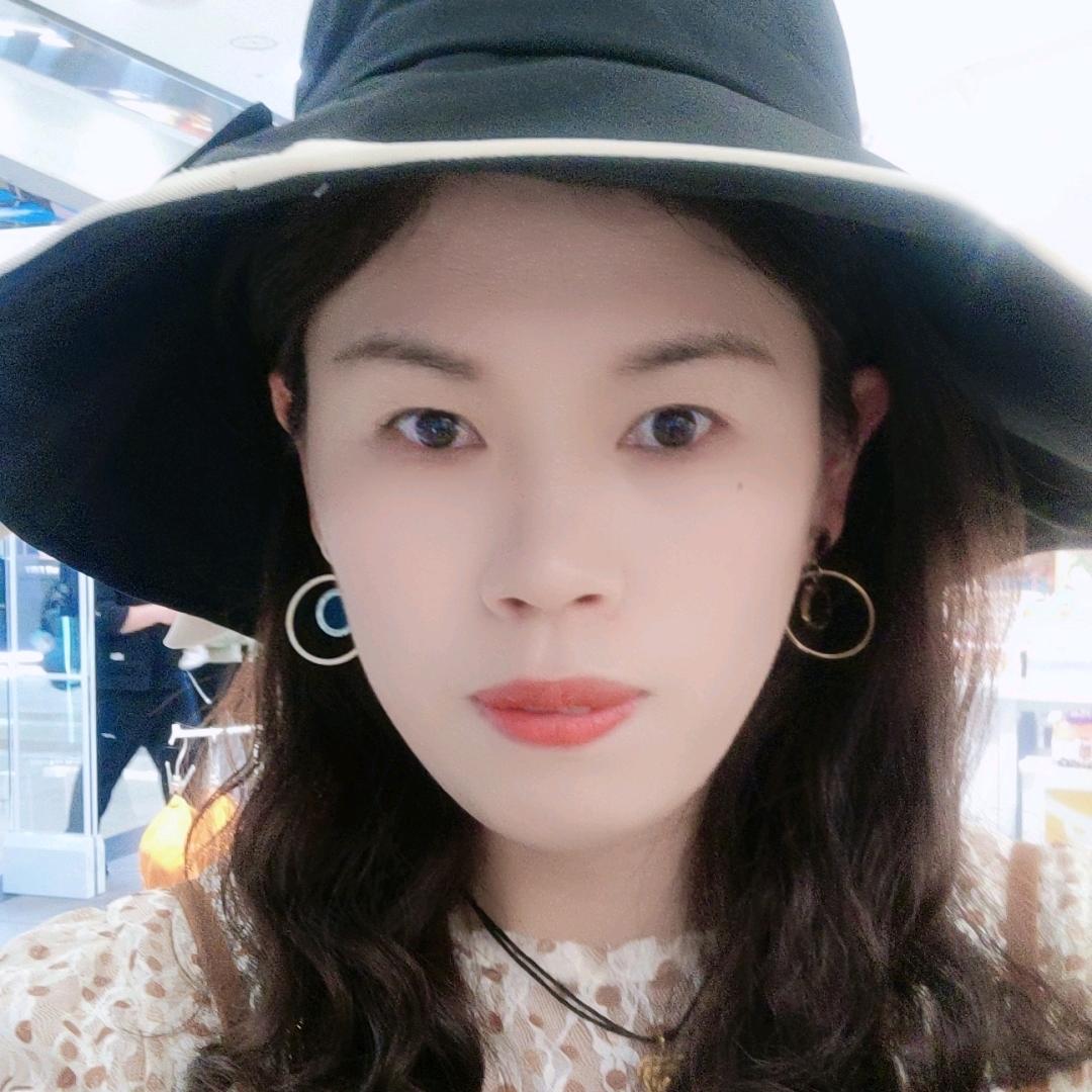 自由自在影蝶起舞🦋🦋🦋🦋🌹🌹