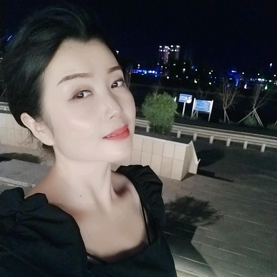 爱笑的育子