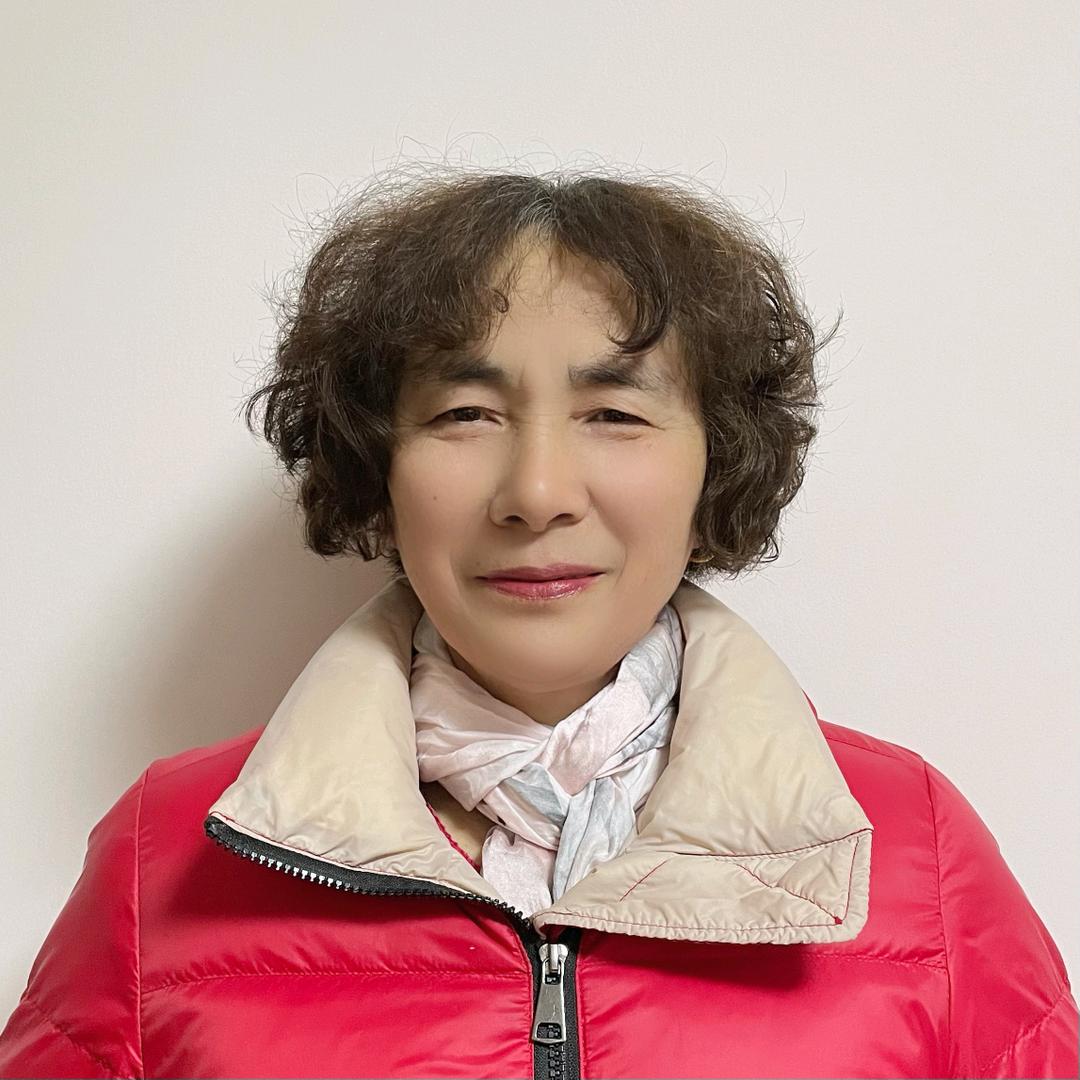 珍妹，晚上6点一30分开播