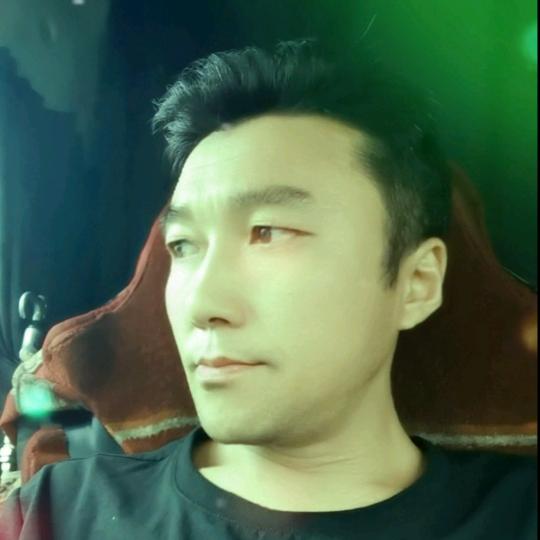 👉庞某人👈