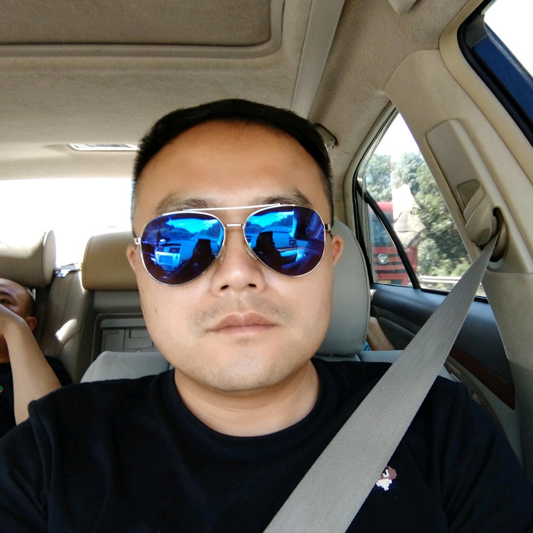 行驶中