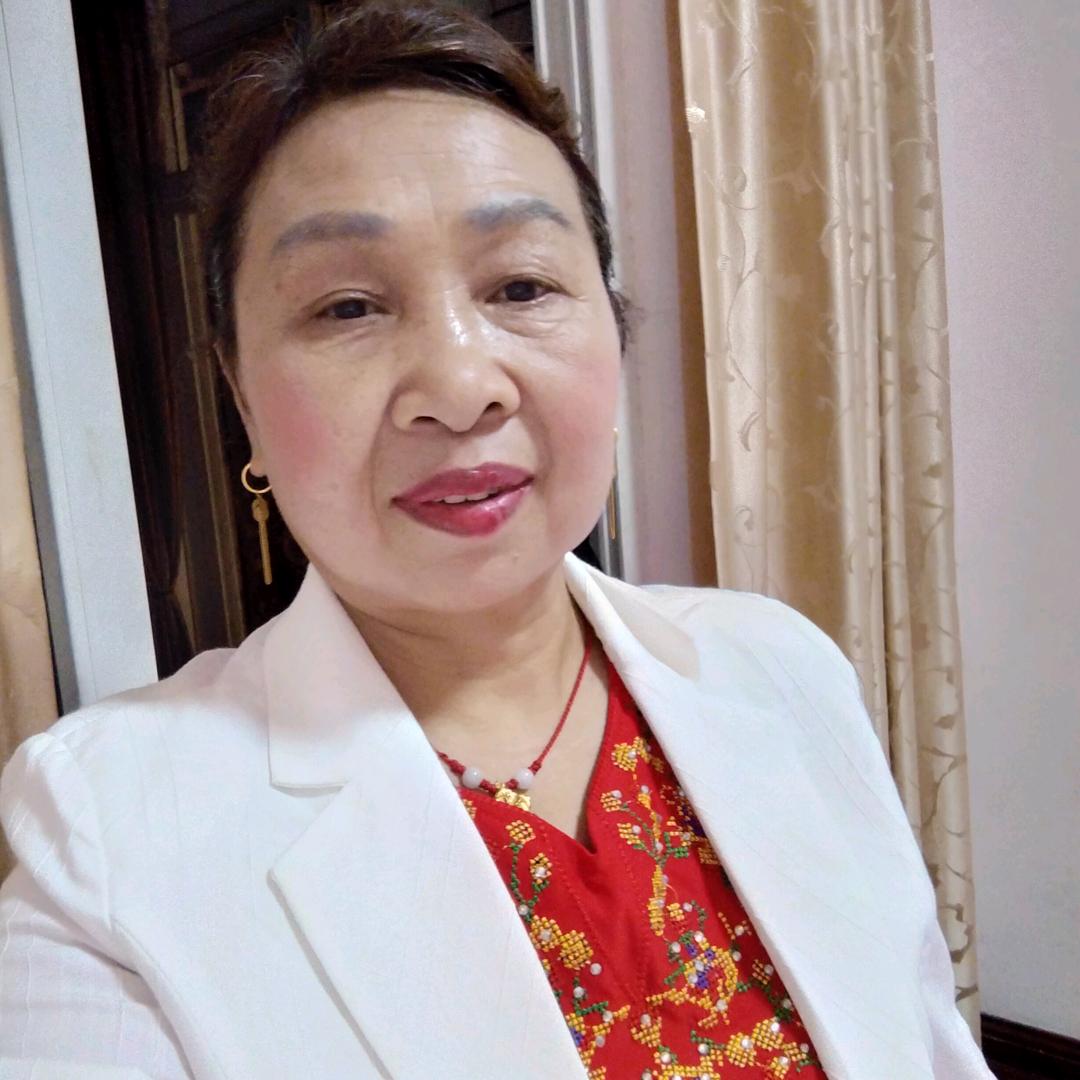 蒋兰兰（每晚7点半开播）