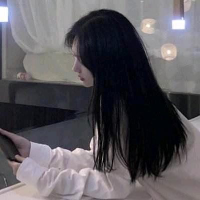 诗薏  私聊不回