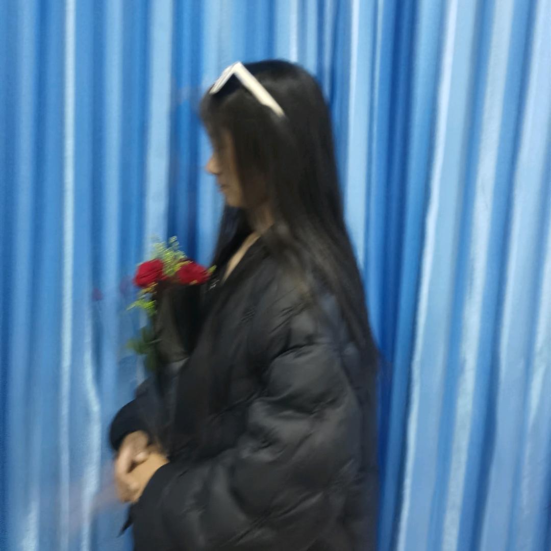 困了又困.