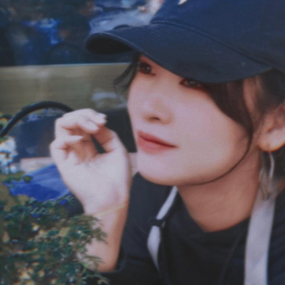.       向暖.  〰️🧚‍♀️