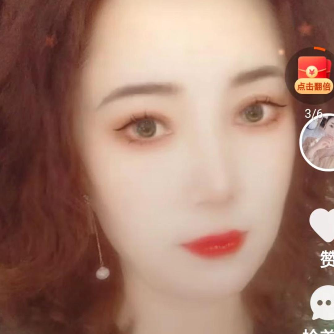 依依