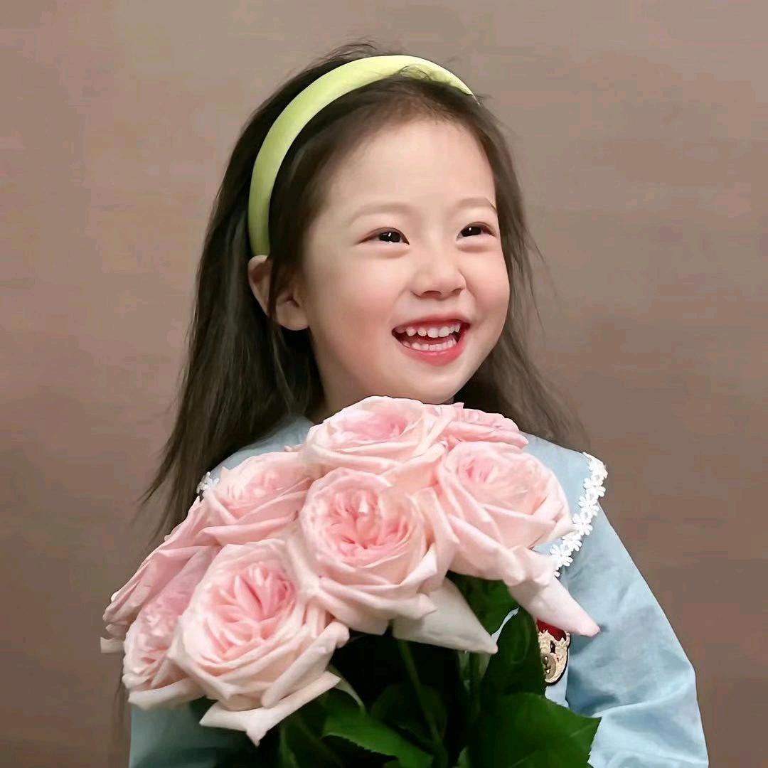 默小言哆🫧⁹²⁷⁷