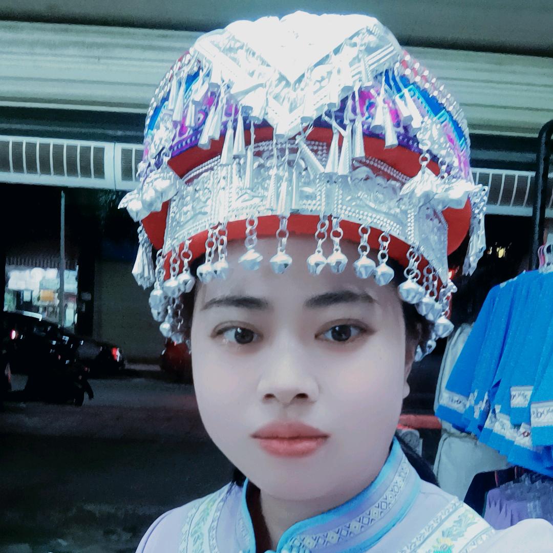 庞庞龙👗姐妹服装批发