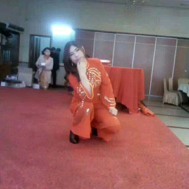 大丛花王，招学徒