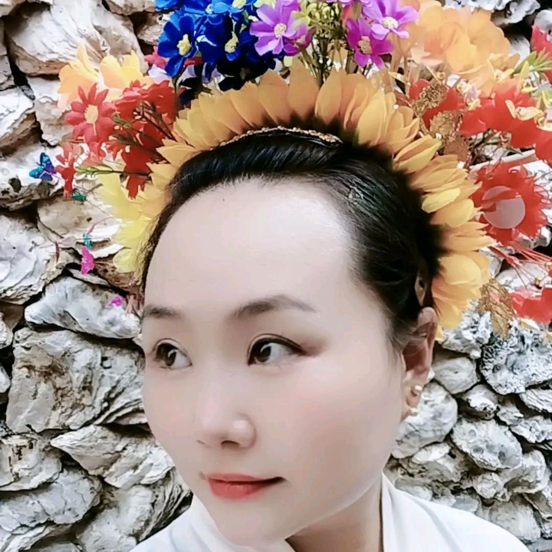 奔跑的大卡车