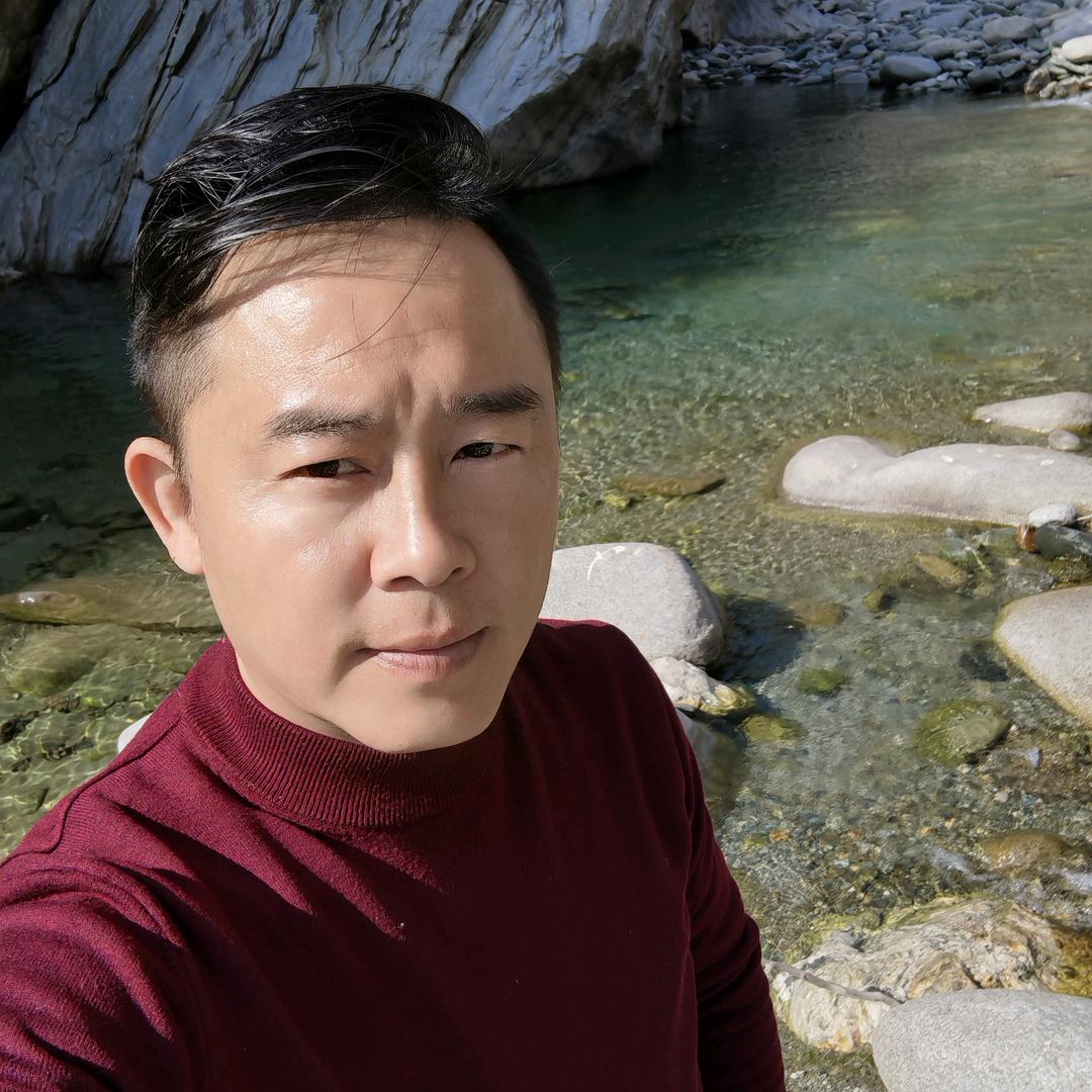 张旭峰