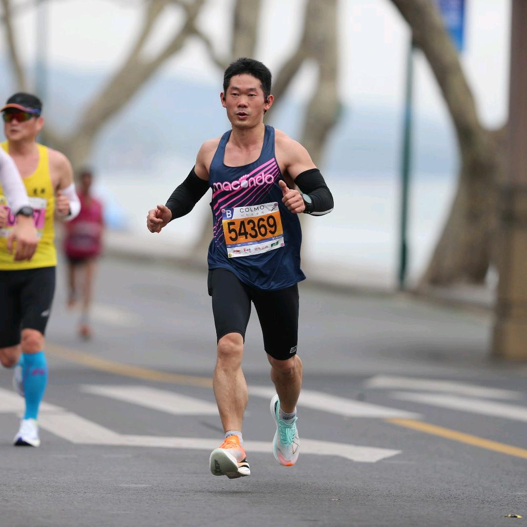 爱运动的小马哥