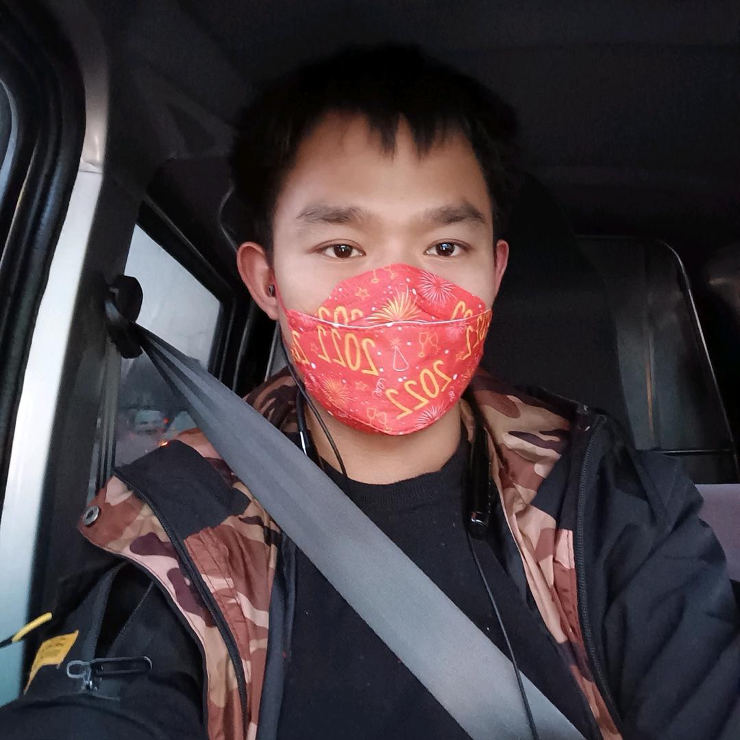 晓看江河流