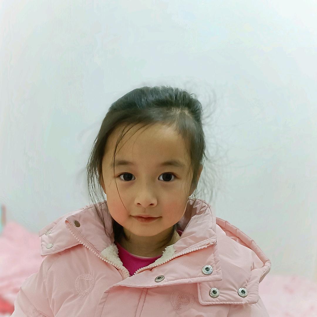 快乐的女孩
