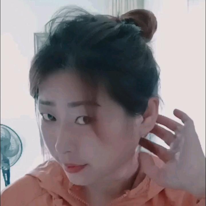浅笑不语