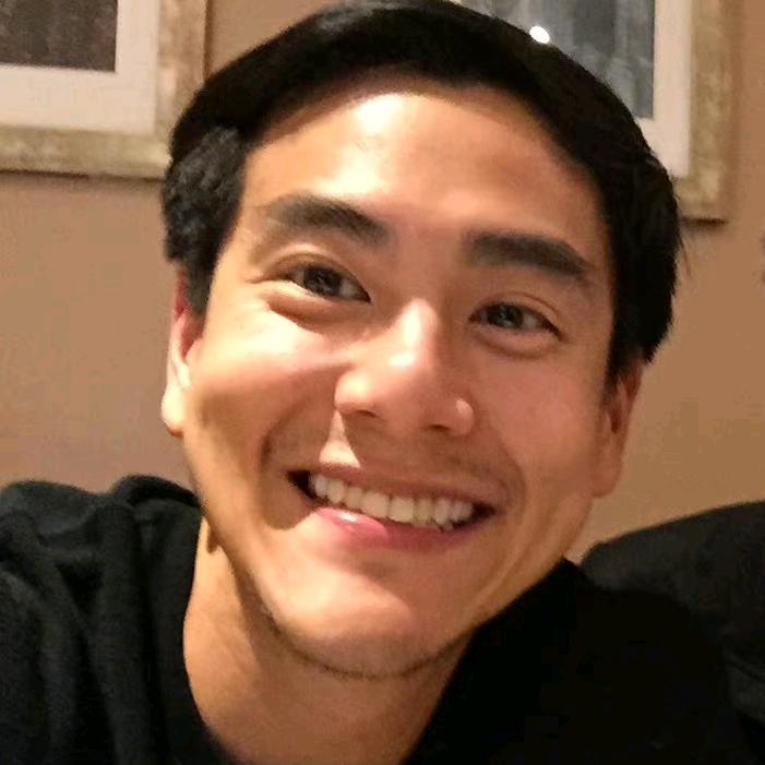 阿坤.