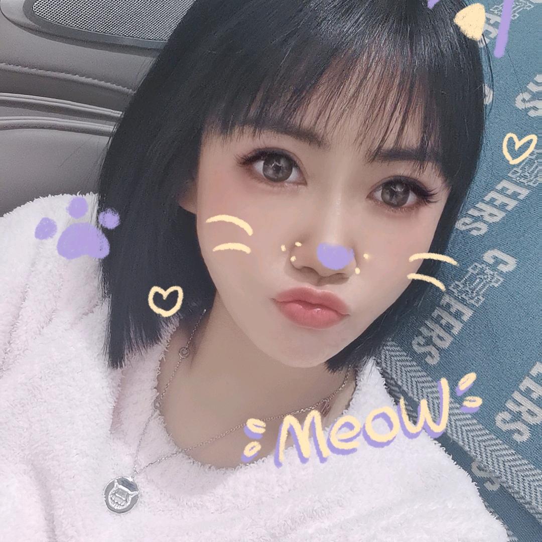 @佩