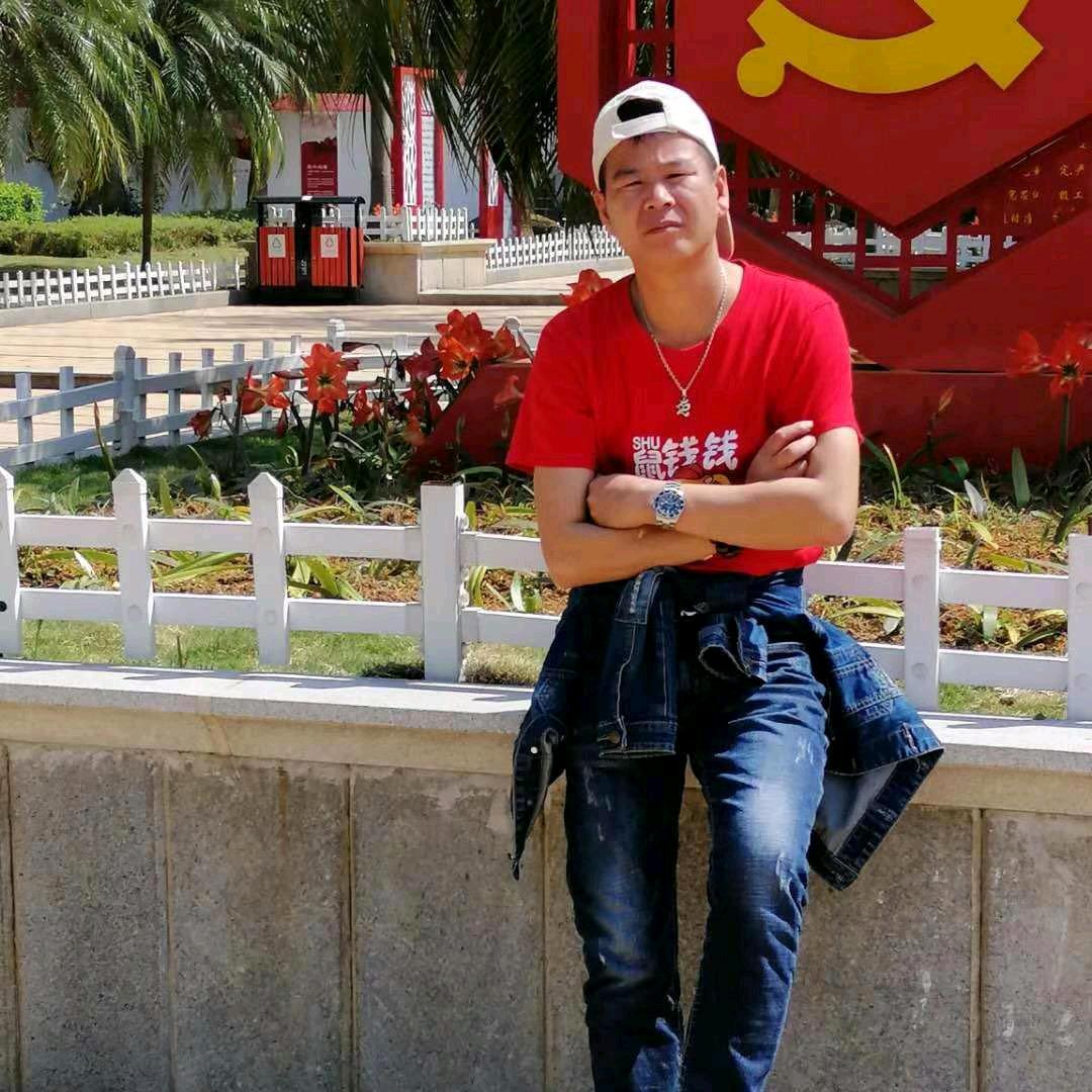 我爱的人远在天边