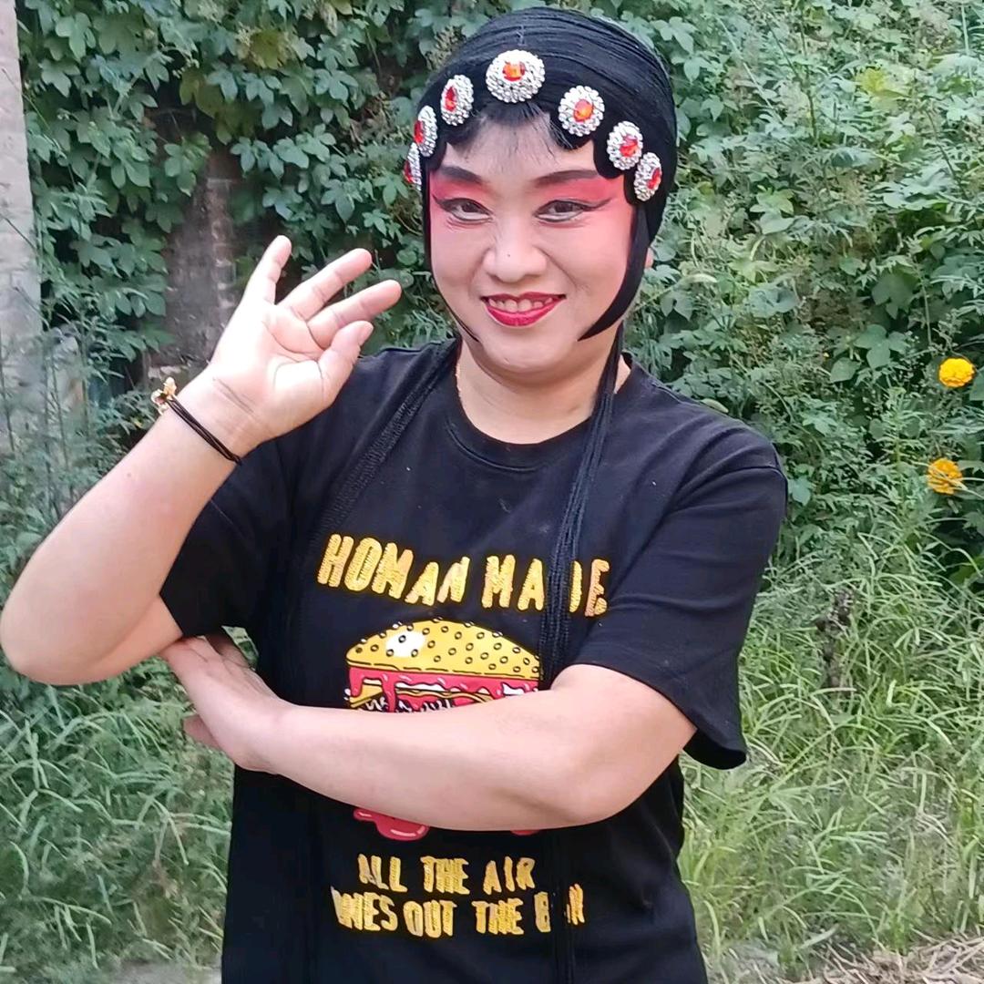 小馆厨娘