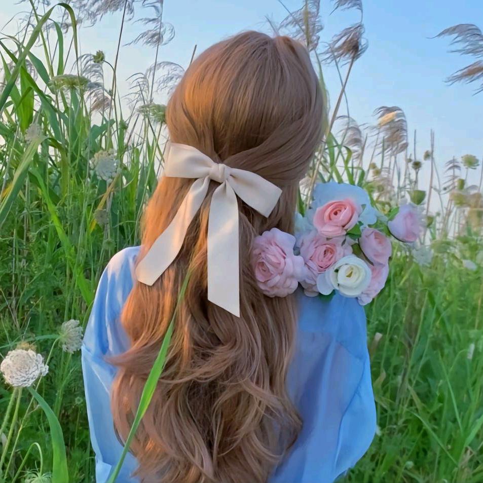 柠檬不甜但很酸、