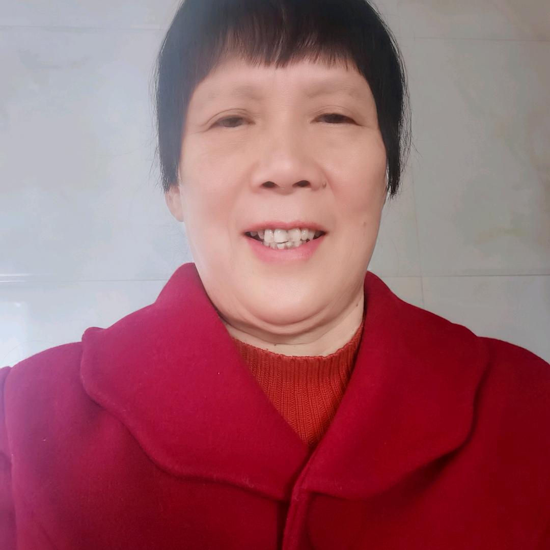 秋姐早上8点30分开播