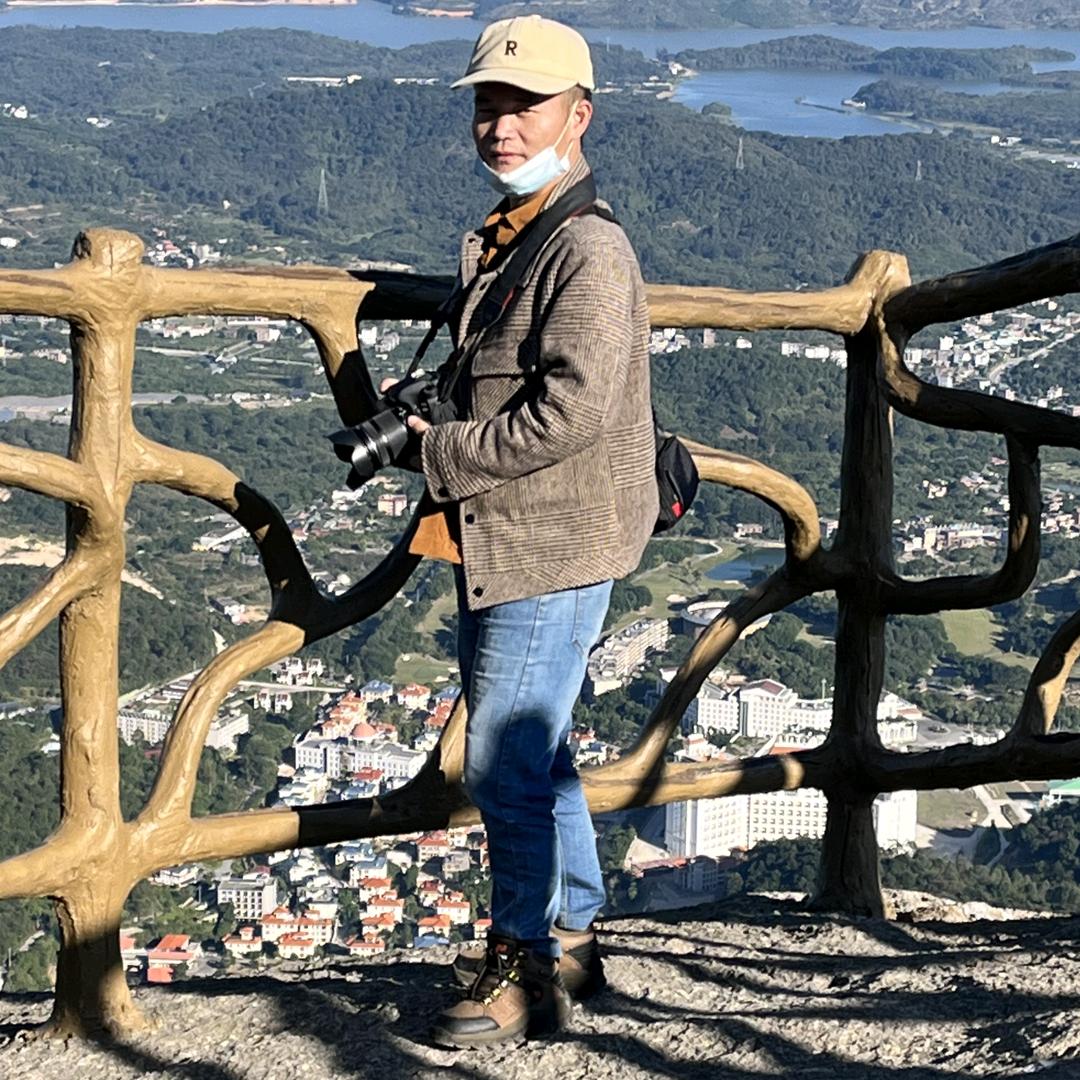 红枼舞秋风（户外运动）