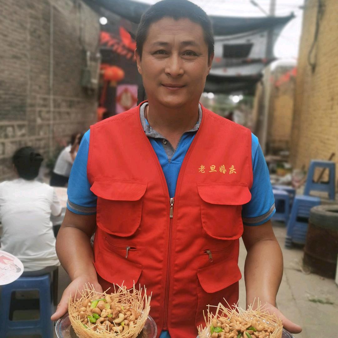 老旦婚庆灯笼长廊厨师团队