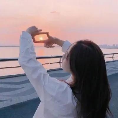 骑猪的泥巴。