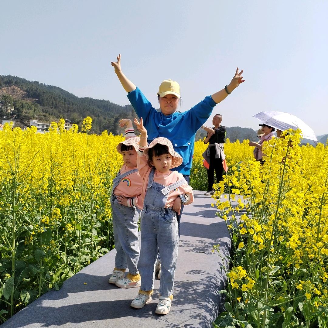 双胞胎姐妹琪琛头号粉丝