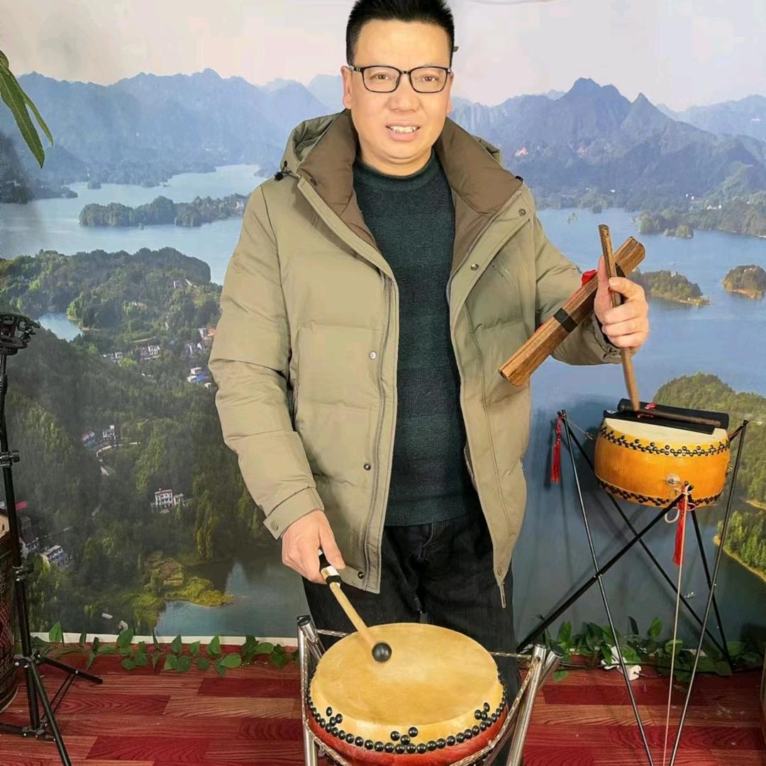 烟嗓四阿哥
