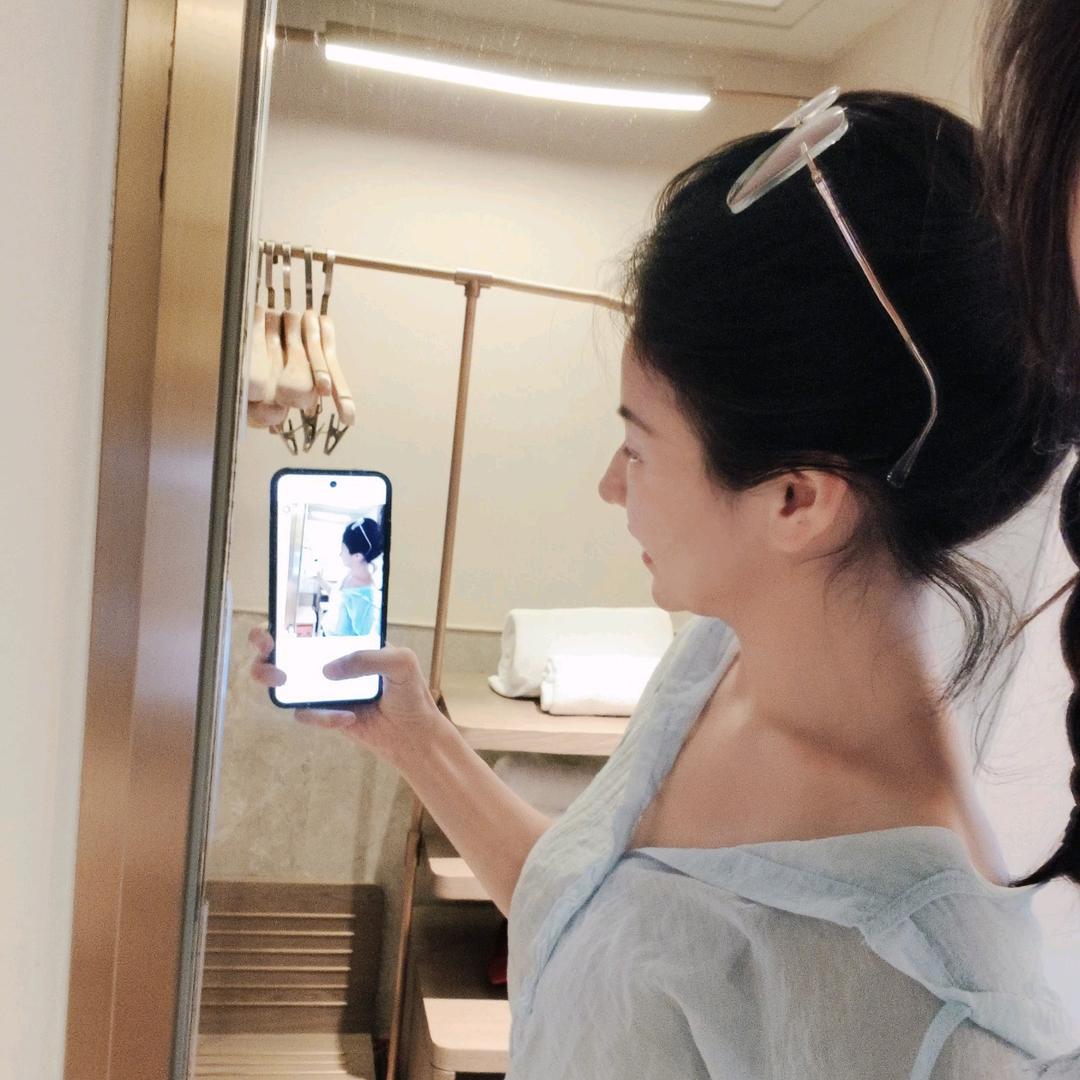 踮起脚尖