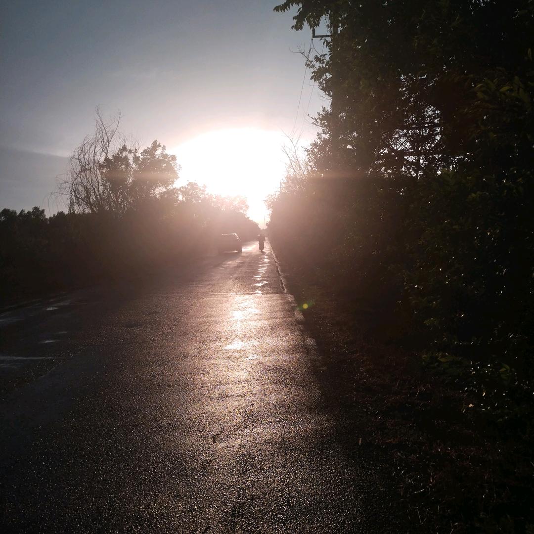 眼̶里̶有̶星̶河̶