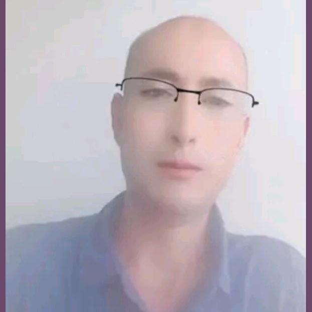 桃花笑春风