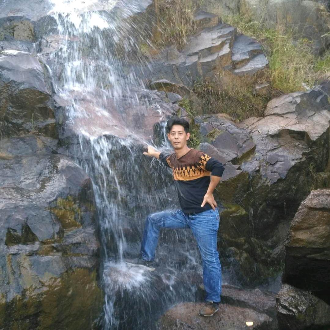 王吉雄（詳签館）