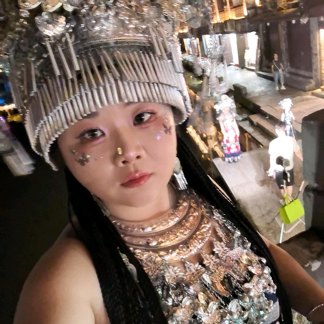 ⚚  糖心何包蛋ᐝ
