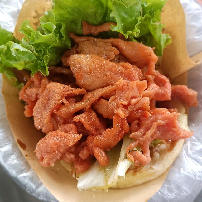 果园里脊肉夹馍
